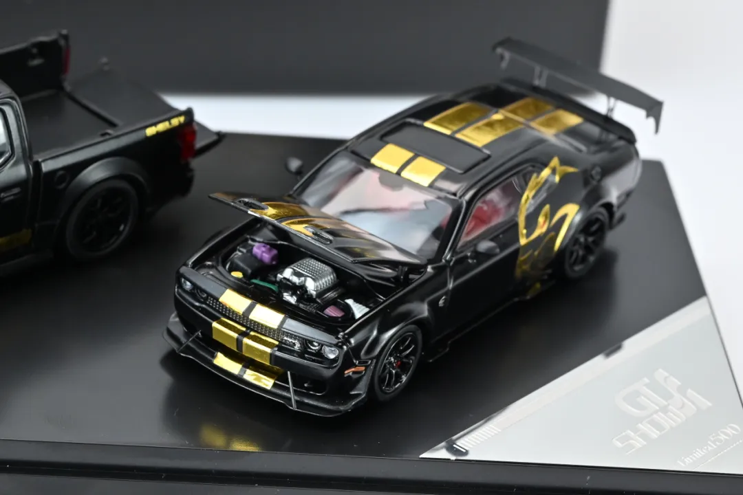 GTSHOW 2026 EXCLUSIVE 1:64 Shelby F150 and SRT Hellcat matte black and gold limited to 500 - Image 3